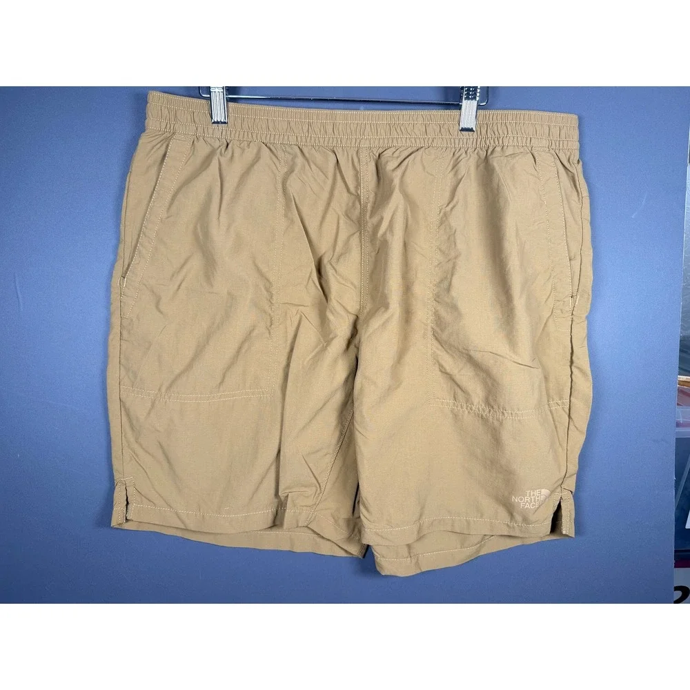 The North Face Mens XL Class V Khaki Tan Nylon Mesh Lined Pull On Shorts
